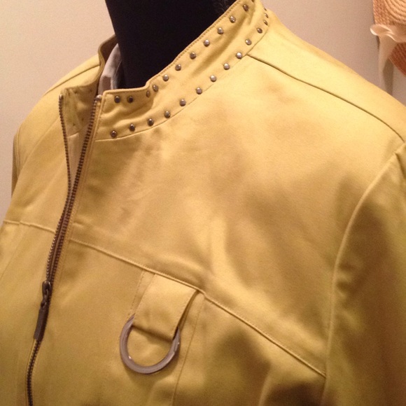 City Girl Lime studded Jacket - Picture 4 of 7